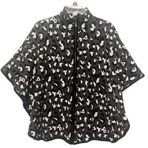 Jones New York Gray Leopard Cape Poncho Sweater Size S/M‎